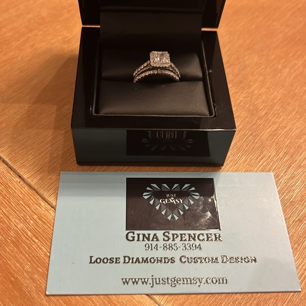 Elegant new lab diamond engagement ring 14k white gold! matching band separate
